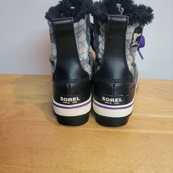 Sorel Tivoli II Womens snow boots size 6 - Picture 3 of 4